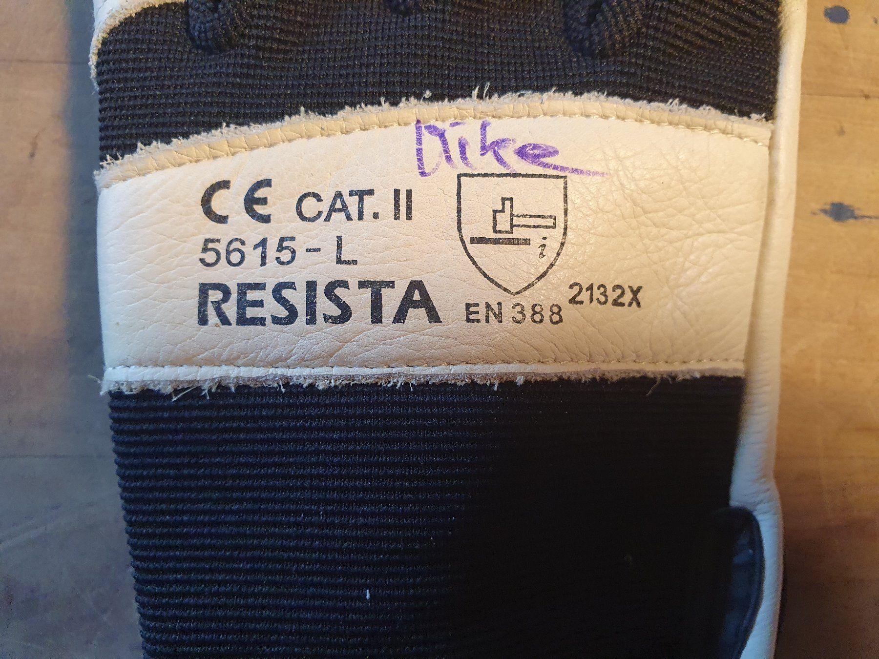 Altri accessori da uomo: Resista Goalihandschuhe grösse L – Usato da Zürich venduto da loosebone 2