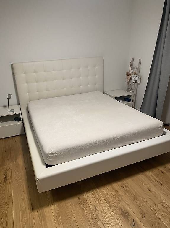 Letti: Doppelbett weisses Kunstleder – Usato da Gelterkinden venduto da Jaba75 1