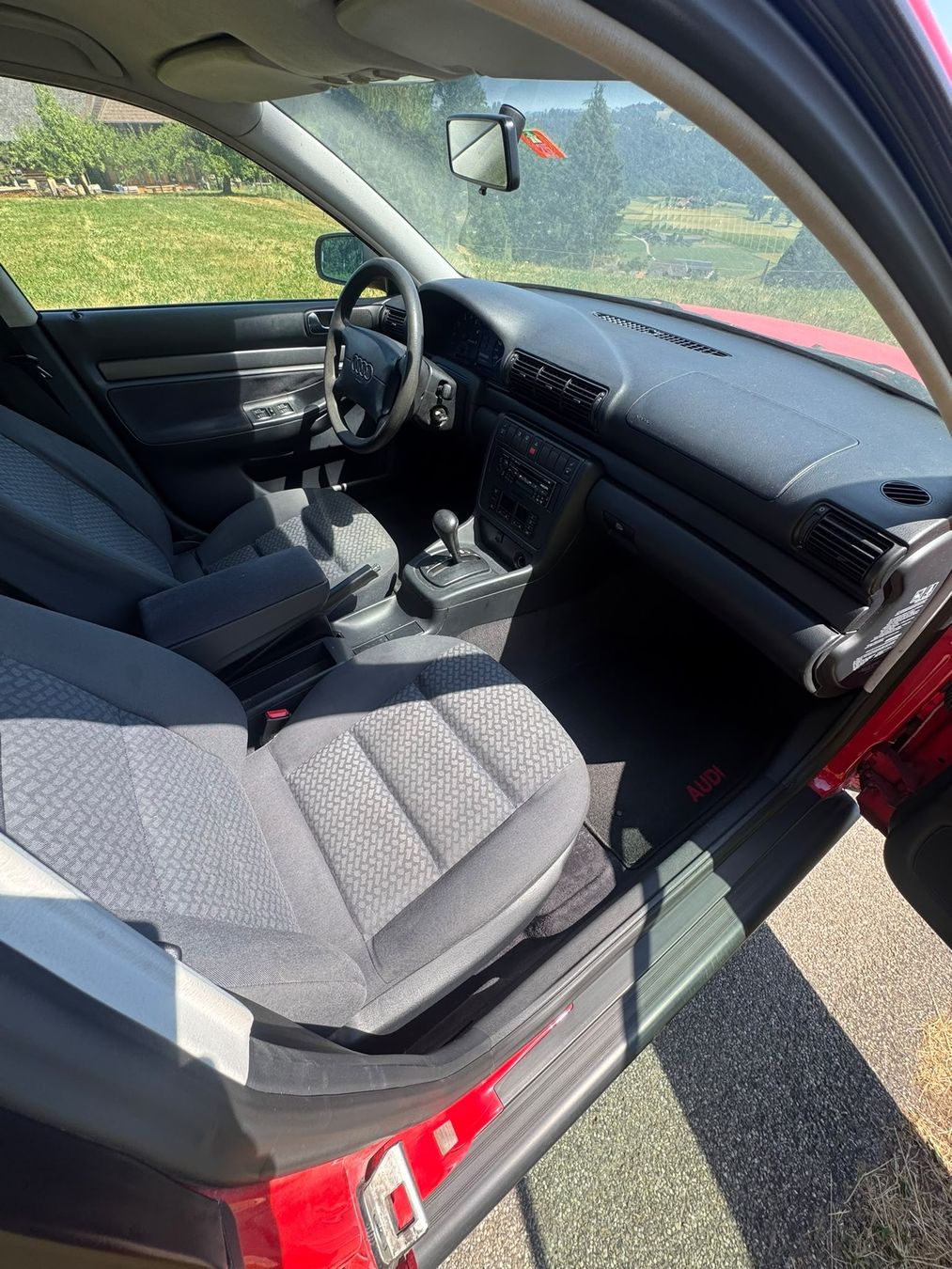 Audi Autos: Audi A4 b5 1.8l Ab MFK! – D'occasion à Riggisberg par Linaaagxi 6