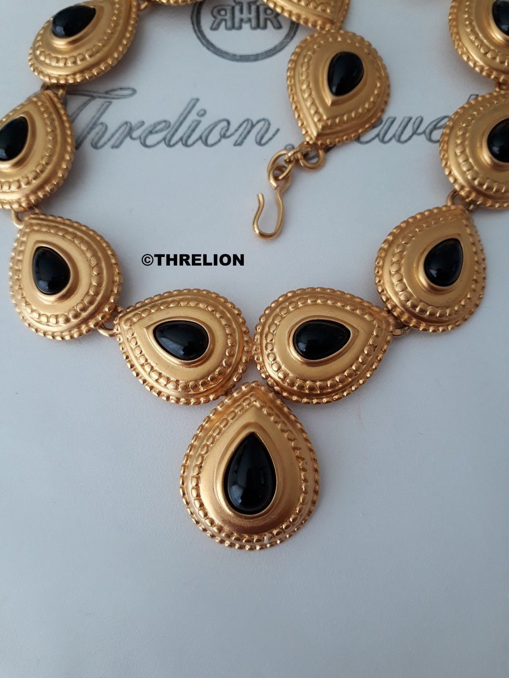 Catenine: Vintage Monet Haute Couture Halskette – Usato da Riehen venduto da Threlion 2