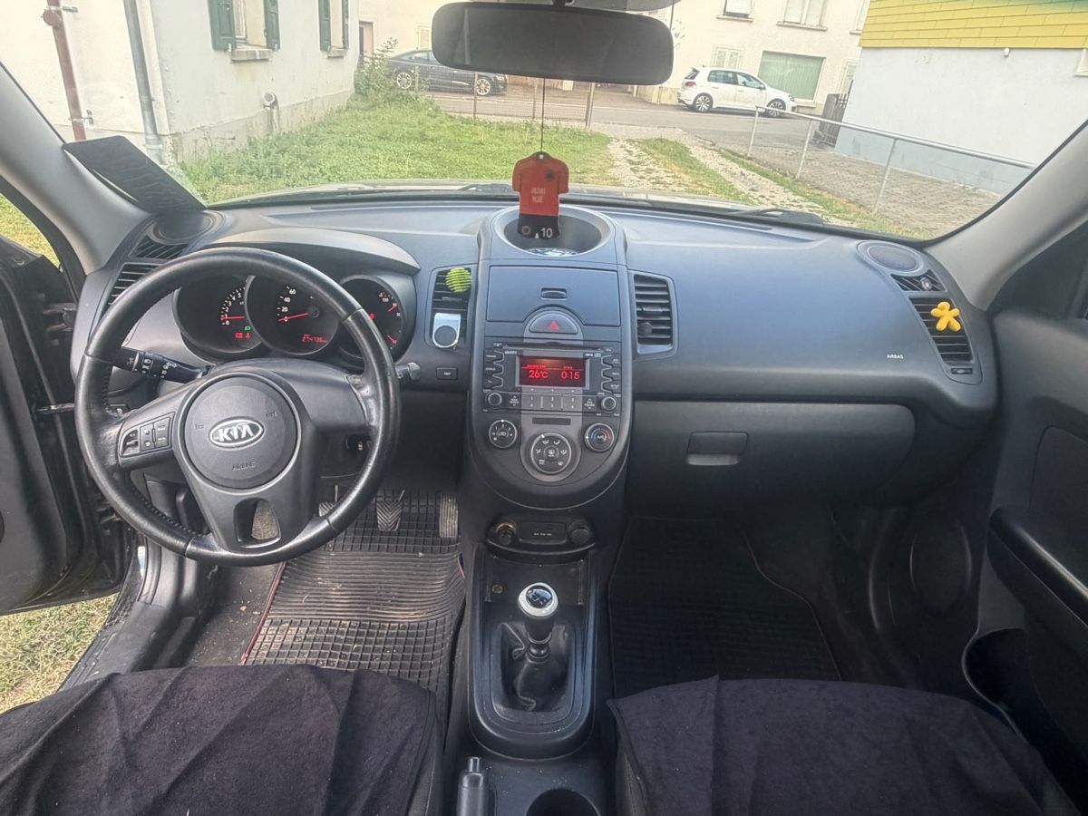 Kia Automobili: Kia Soul  – Usato da Gossau SG venduto da Urus_85 5