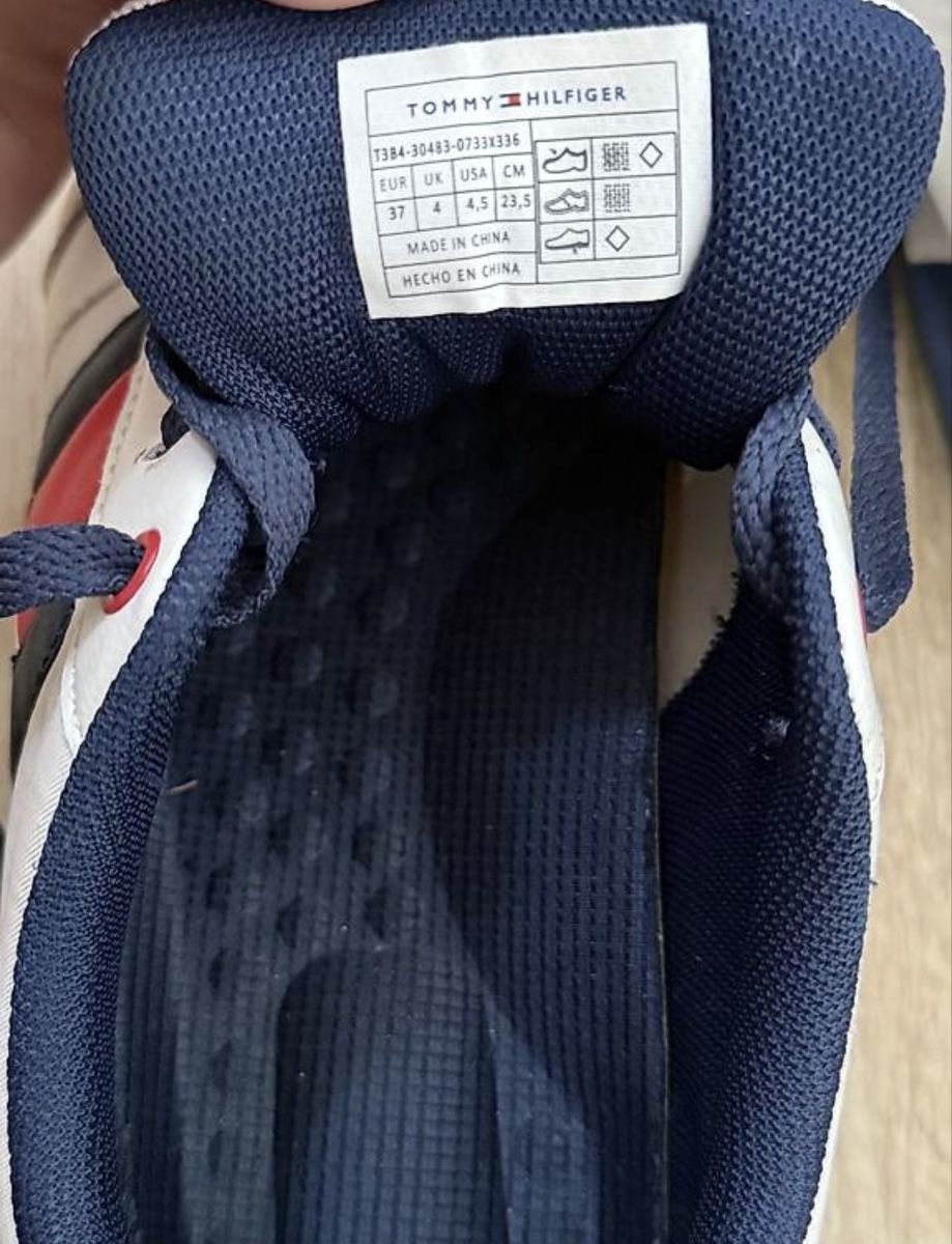 Tommy Hilfiger Scarpe per ragazzi: Tommy Hilfiger Schuhe GR.37  – Usato da Kloten venduto da Privat2011 2
