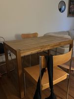 Massiver Esstisch aus Eiche geölt – 115 x 70 cm