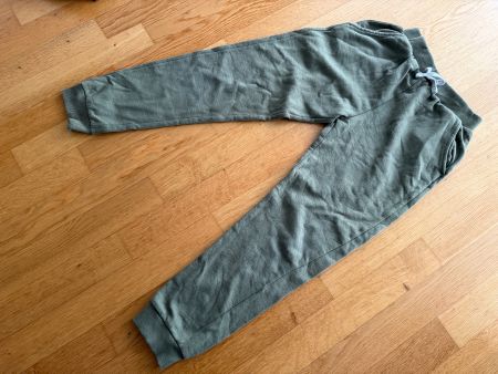Neue Kidz Jogginghose, Khaki, Gr. 134/140