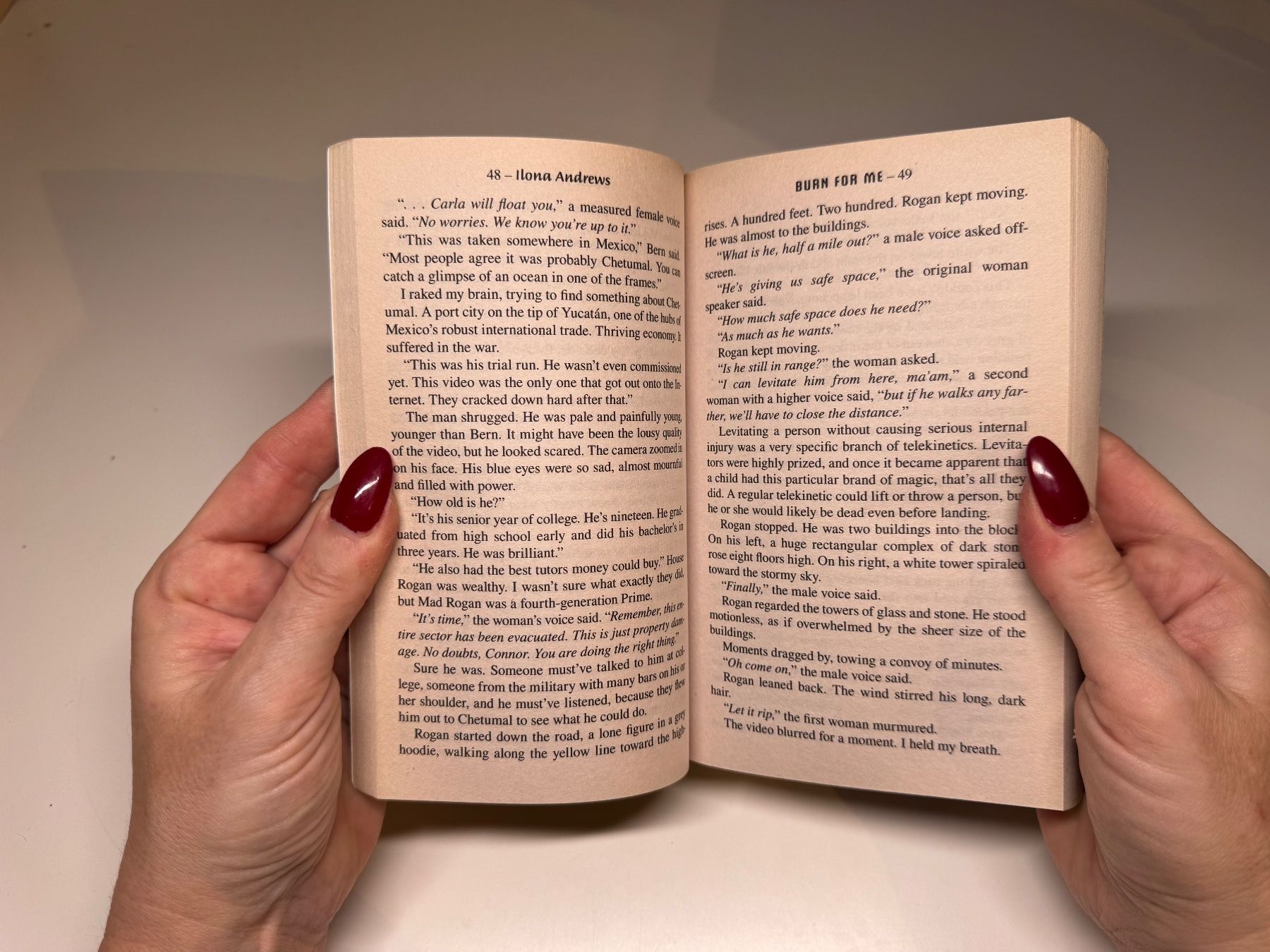 Libri: NOVEL: Ilona Andrews, Burn for me – Usato da Grosswangen venduto da English_books 4