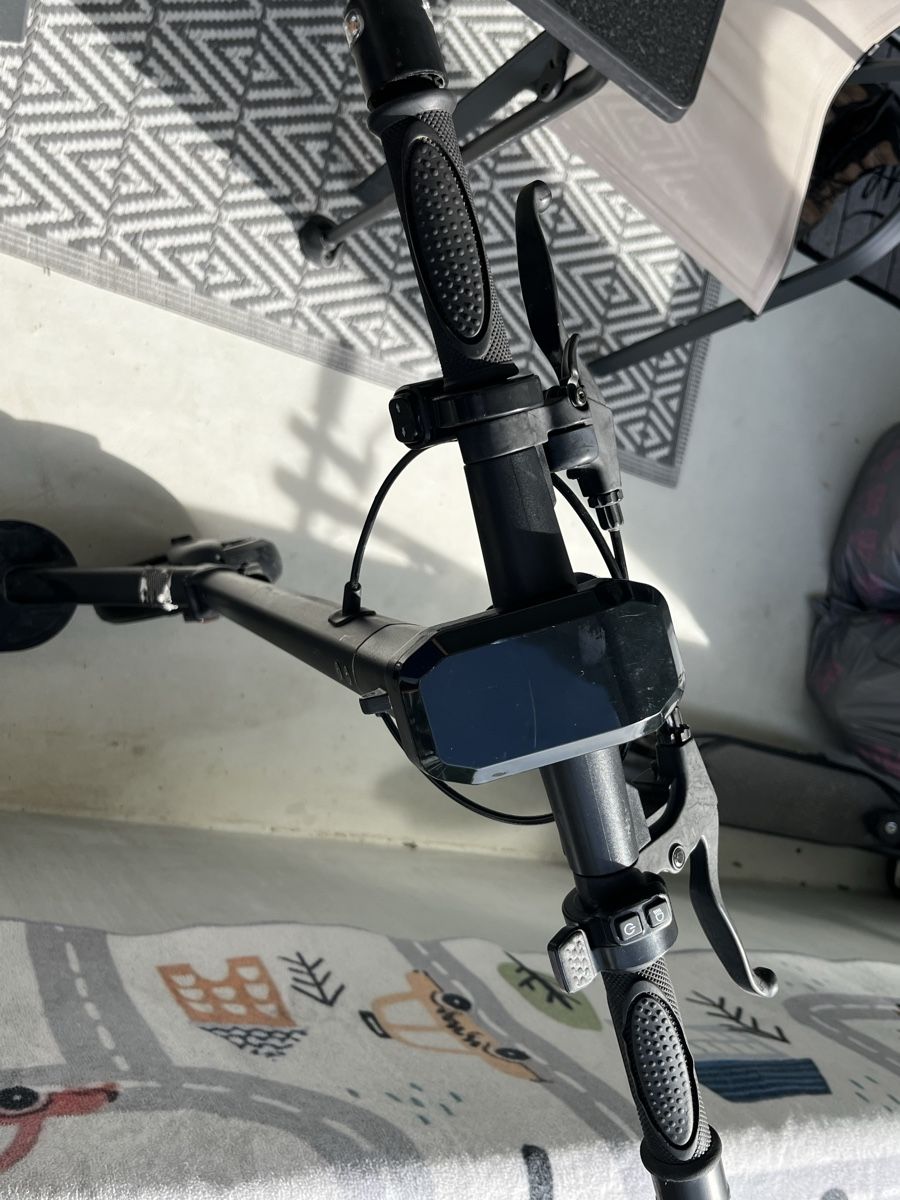 Scooters: Elektro Scooter – Gebraucht aus Horw von Flohmi10 1