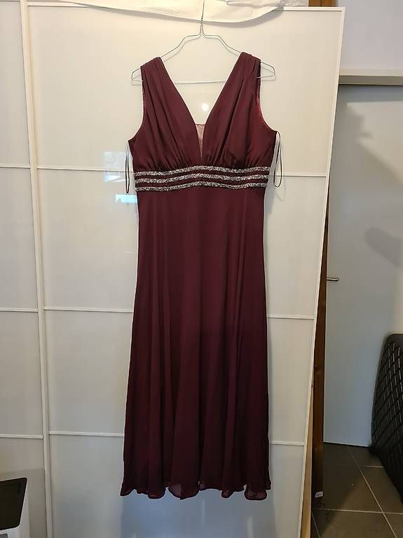 : Abendkleid bordeaux XL – Gebraucht aus Immensee von ser_8529 1