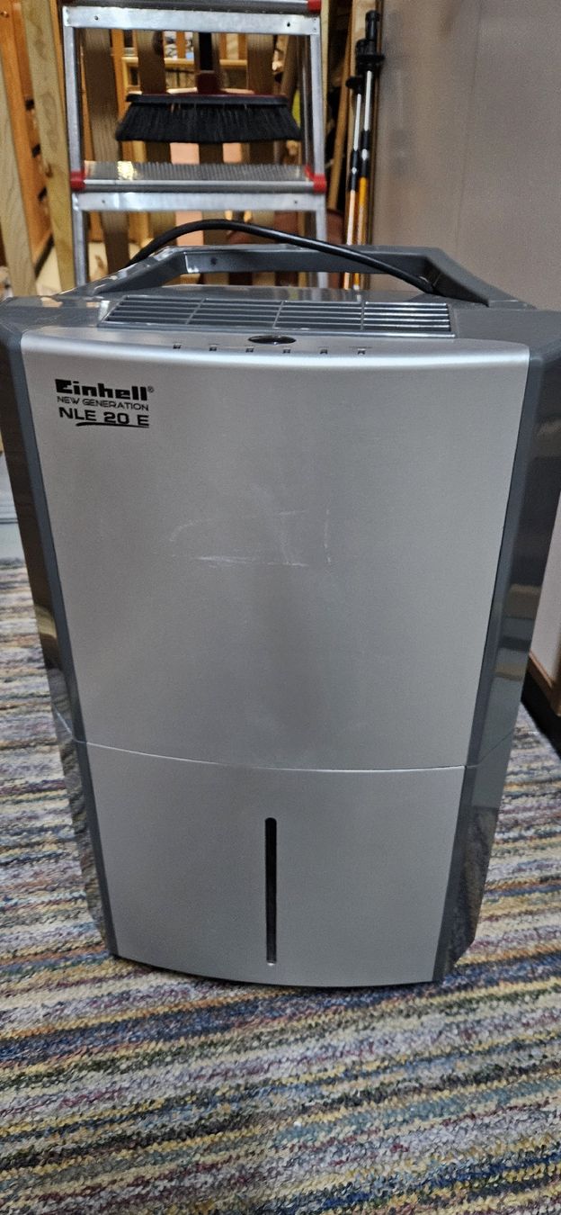Einhell Deumidificatori: Luftentfeuchter Einhell NLE 20 E – Usato da Ebikon venduto da Urs_lebt