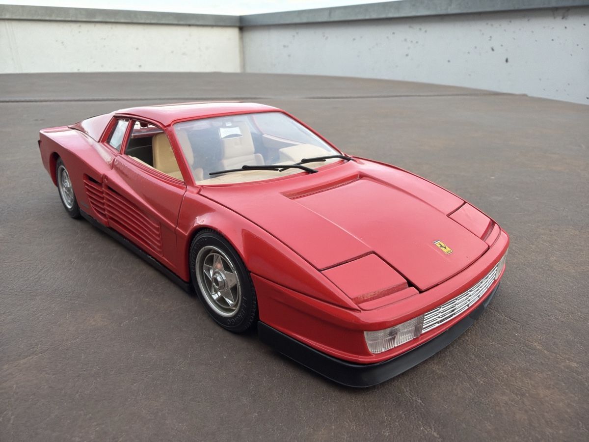 Bburago Voitures modèles: Ferrari Testarossa - 1/18 - Bburago – D'occasion à Wolfwil par Rolex1 4