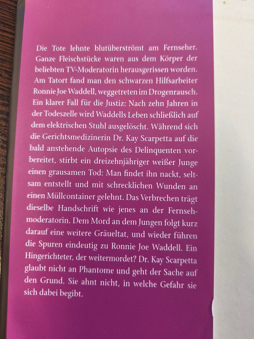Bücher: Patricia Cornwell: Phantom - Kay Scarpetta Roman – Gebraucht aus Emmenbrücke von BlSi 2