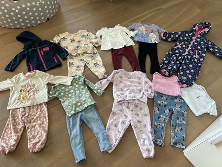 Kleiderpaket Mädchen grösse 92/98