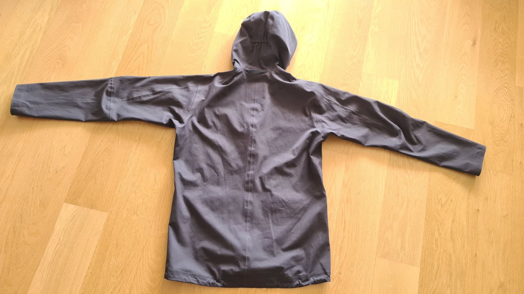 Haglöfs Giacche: Haglöfs Hardshell Outdoor Eco Proof Jacke/ M – Usato da Winterthur venduto da stufaphi 6