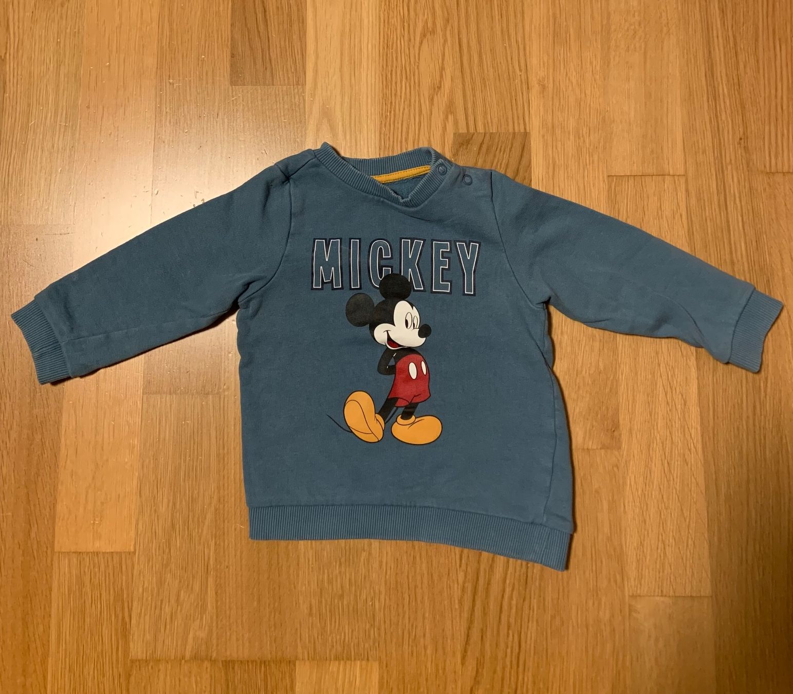 C&A Maglioni & Felpe: 2 Mickey Mouse Pullovers, Grösse 86 – Usato da Zürich venduto da bur_6jq9 1