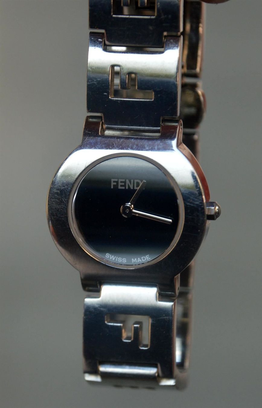 Uhren: Fendi Armbanduhr / Montre – Gebraucht aus Collonges von Auganien 5
