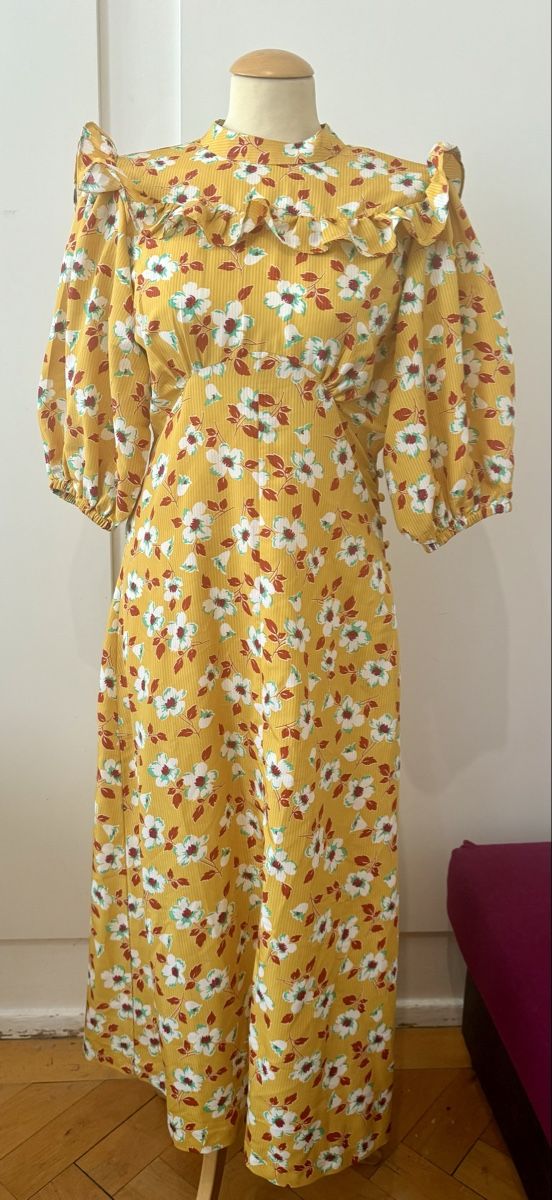 Kleider: Robe fleurie ASOSA – Neu und originalverpackt aus Le Locle von tchanatakoua