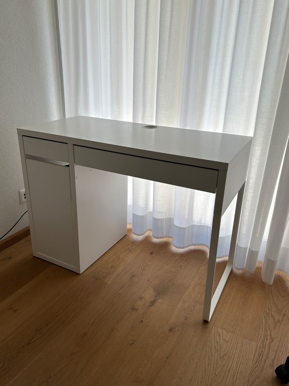 Ikea Scrivanie: Ikea Micke Schreibtisch – Usato da Niederried Interl venduto da flu_nqh8