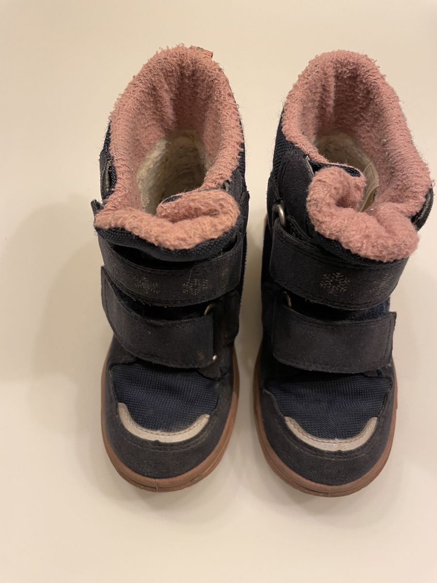 Superfit Scarpe per ragazze: Superfit Winterstiefel - Grösse 25 – Usato da Rütihof venduto da Highwayjackie