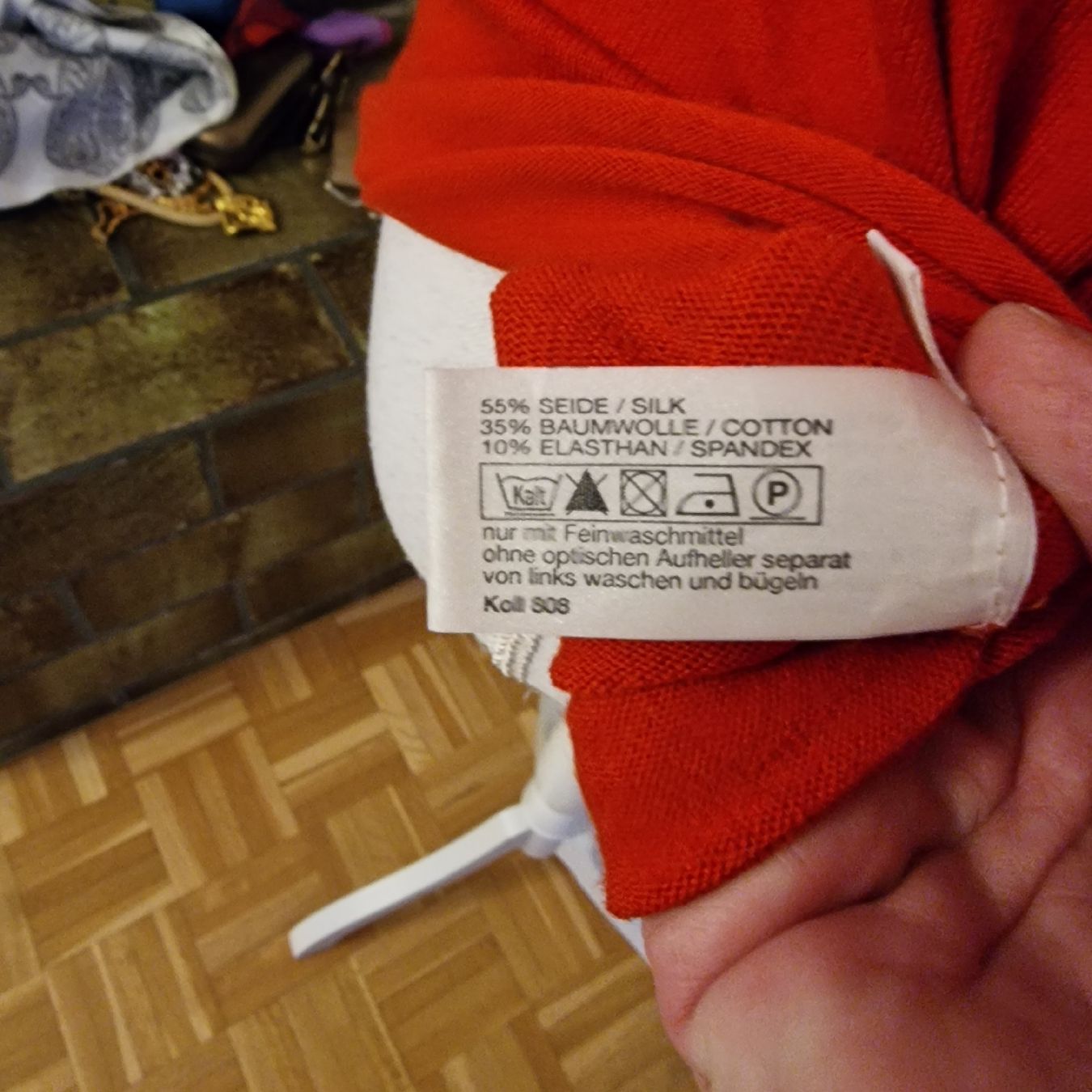 Globus Pulls & Sweat-shirts: Globus Essential Seide Pullover 36 – D'occasion à St. Gallen par mania03 3
