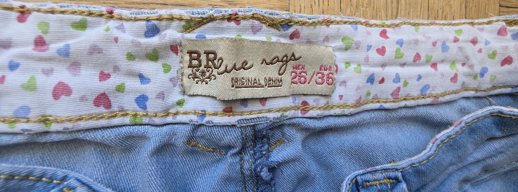 Pantaloni: Bermuda/jeans 3/4 idéal été taille 36 – Usato da Yverdon-les-Bains venduto da van_dq65 2