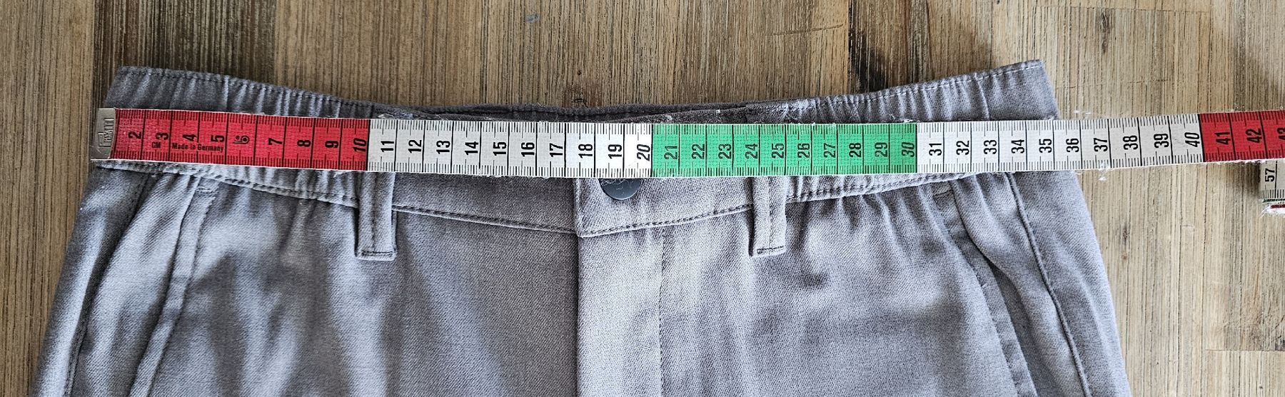 Pantaloni: Only & Sons Herren Hose grau Gr. 30 – Usato da Basel venduto da Mazzo84 1