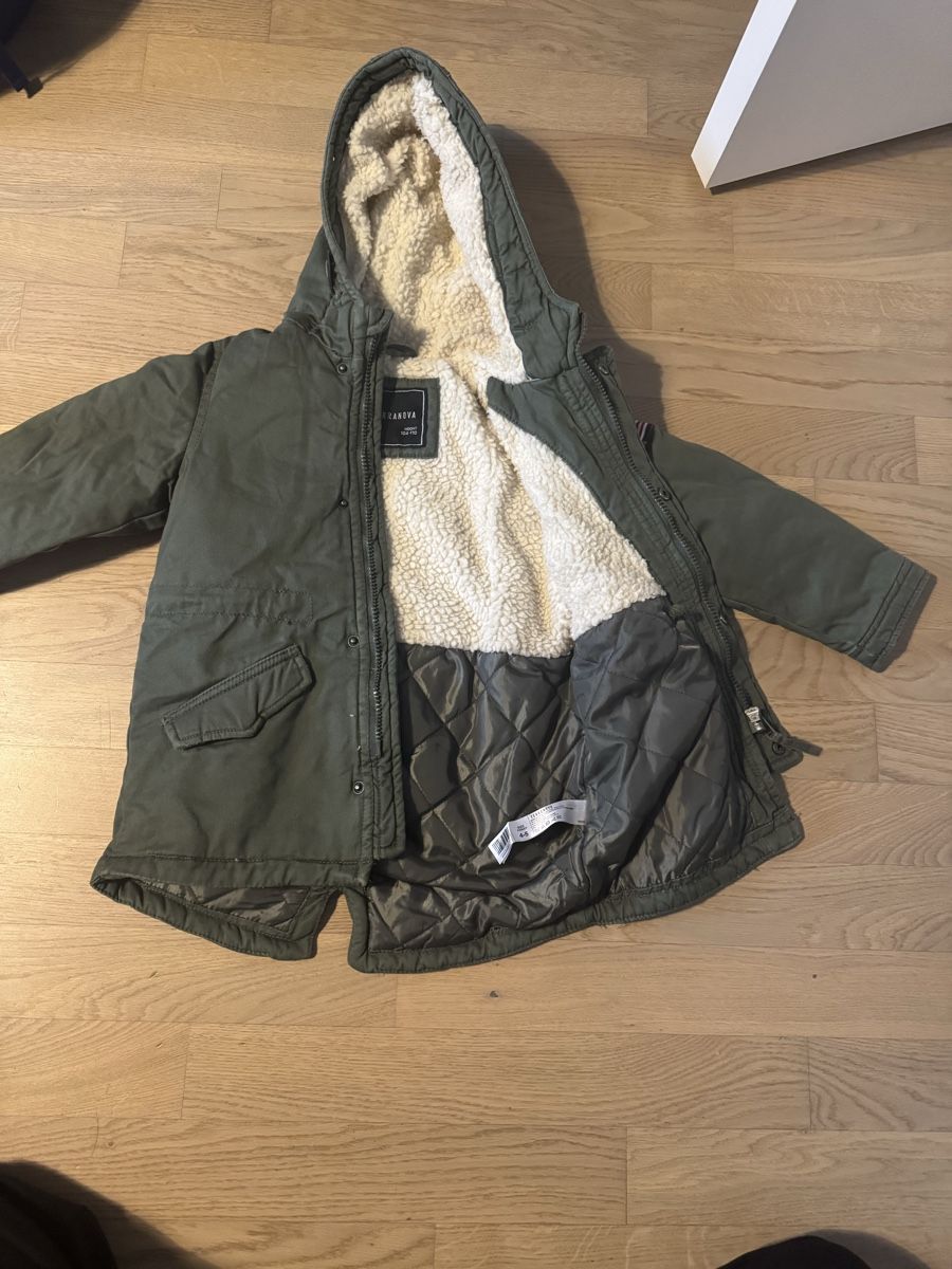 Giacche & Cappotti: Winterjacke gr 104-110 – Usato da Lufingen venduto da FilipaPCD