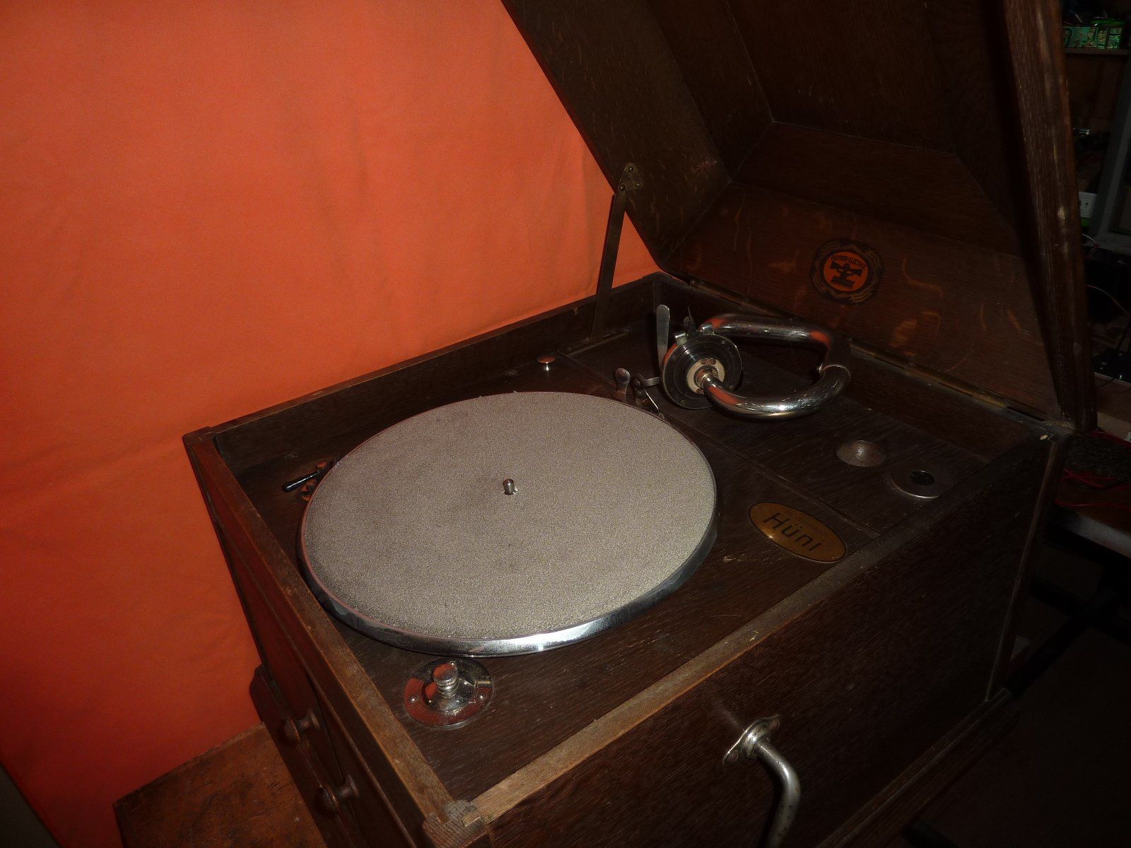 Plattenspieler: Grammophon antik – Gebraucht aus Altstätten SG von Toscana1 4