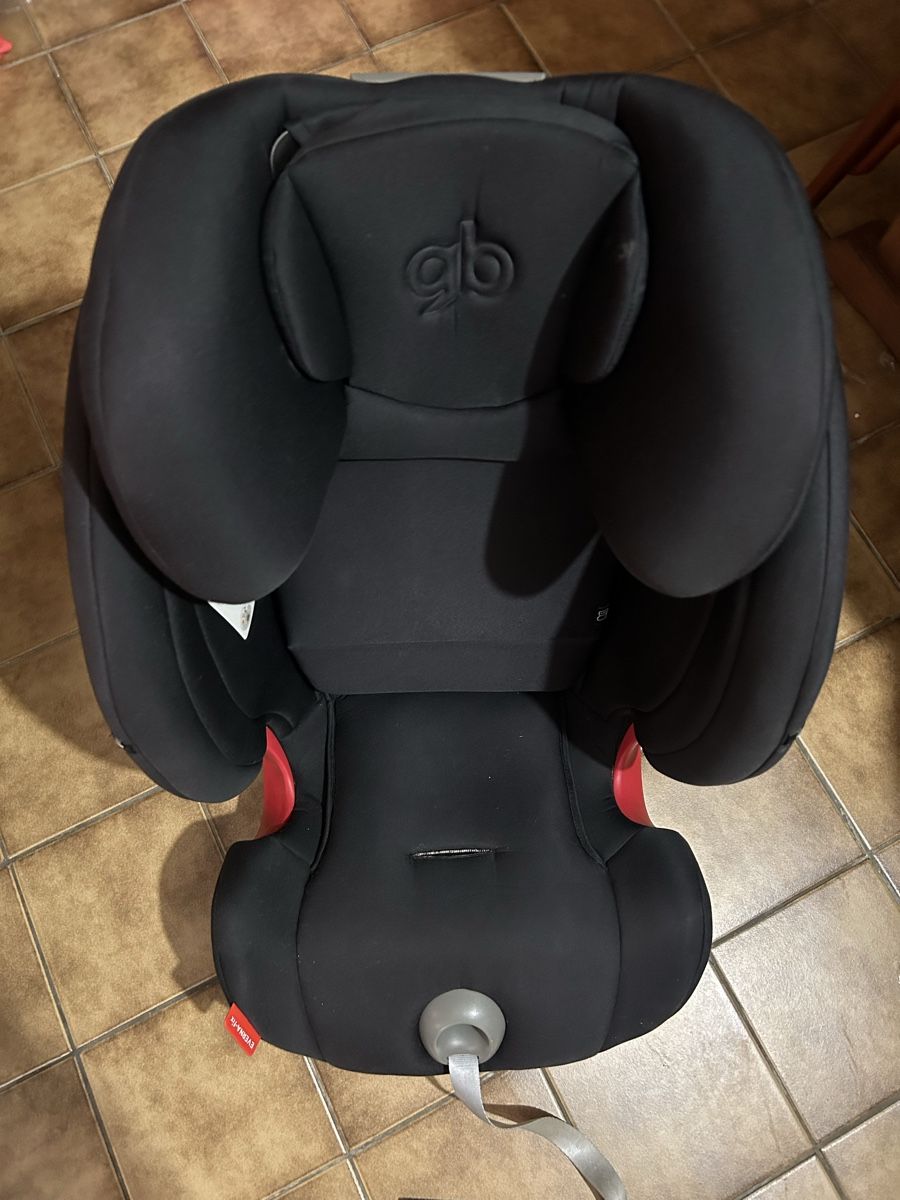 Auto-Kindersitze: Siège enfant GB Everna Fix Future 9-36kg excellent état – Gebraucht aus Bellevue von mz_GVA 1