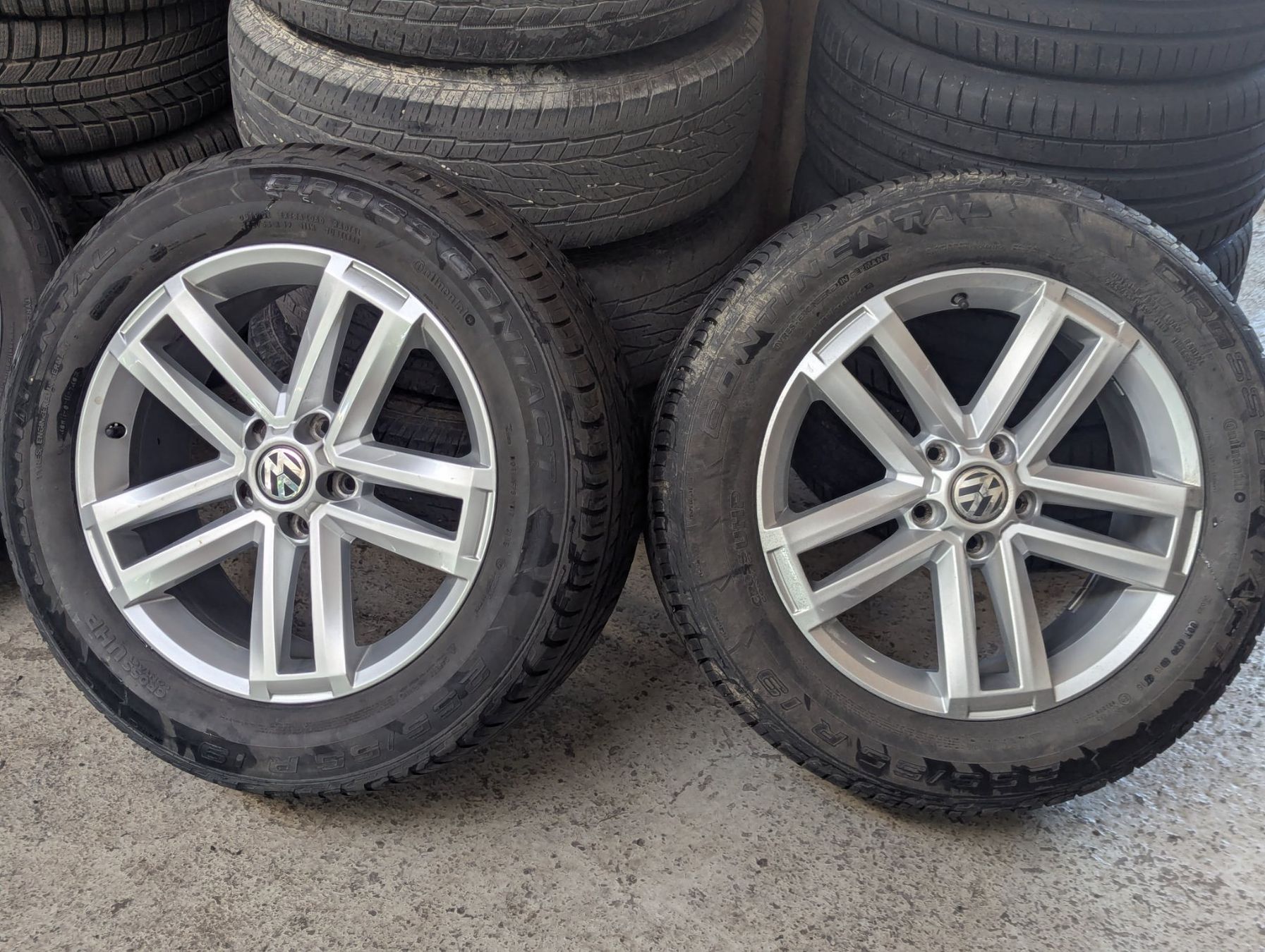 Volkswagen Pneus & Kompletträder: VW 19" Räder 4 stk. – Neu (gemäss Beschreibung) aus Aarberg von KreuzFahrzeugcenter