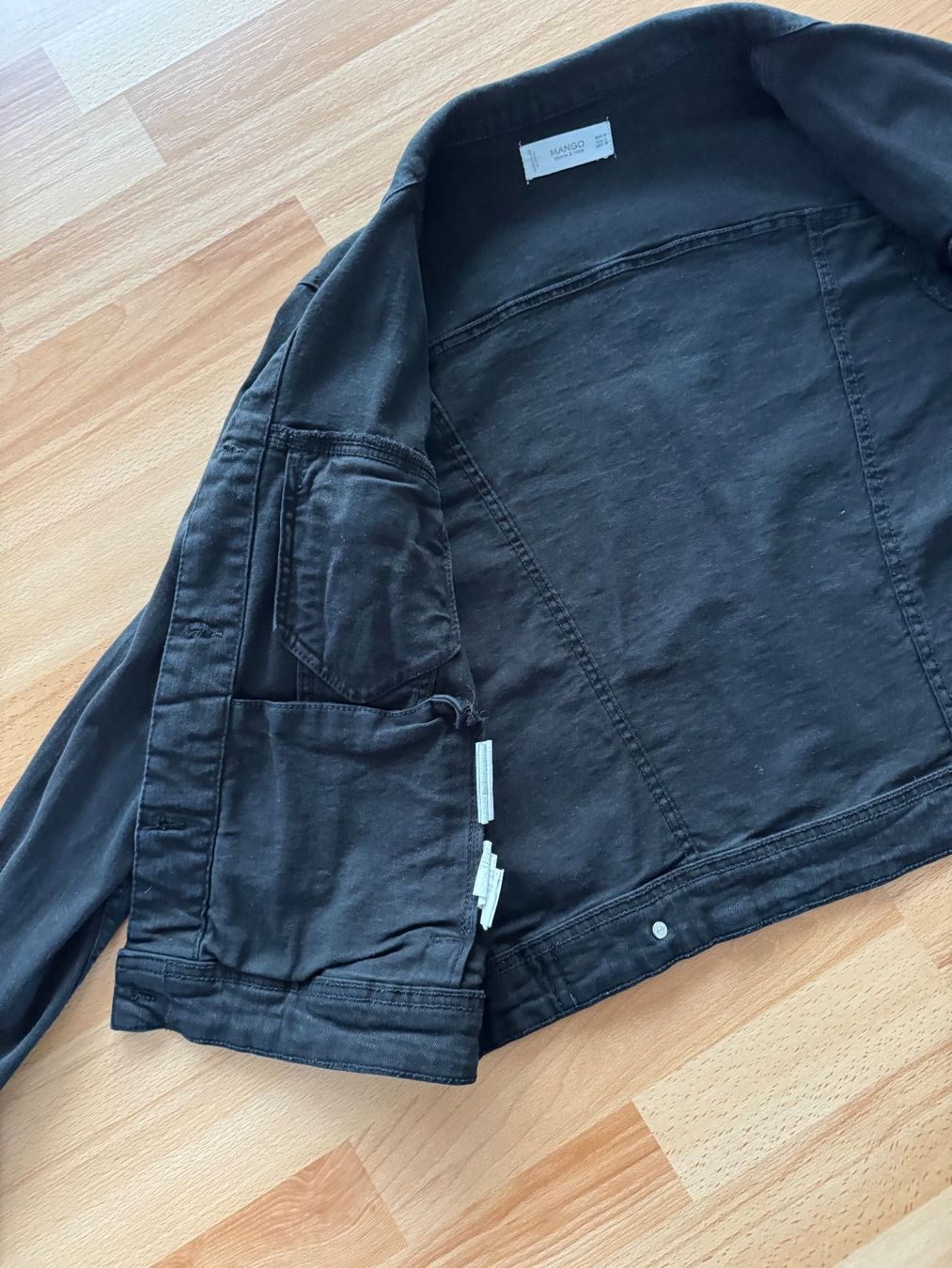 Mango Giacche: Jeansjacke, schwarz, MANGO, Grösse M – Usato da Rorschacherberg venduto da beeechen 2