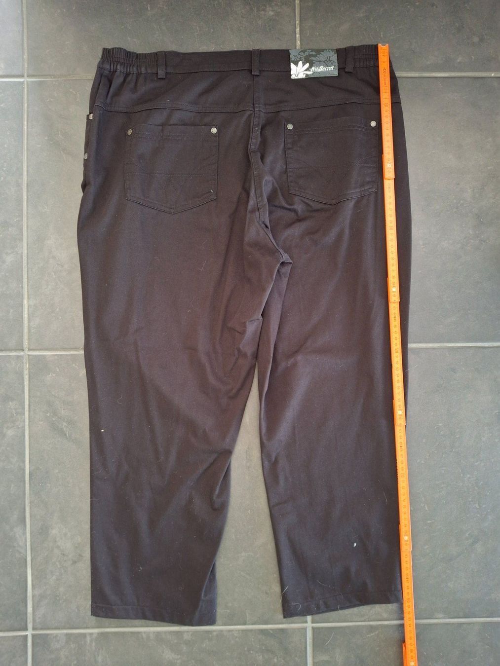 Hosen: Schwarze Hose Gr. 48, No Secret – Gebraucht aus WALTERSWIL SO von thb_ybm8 3