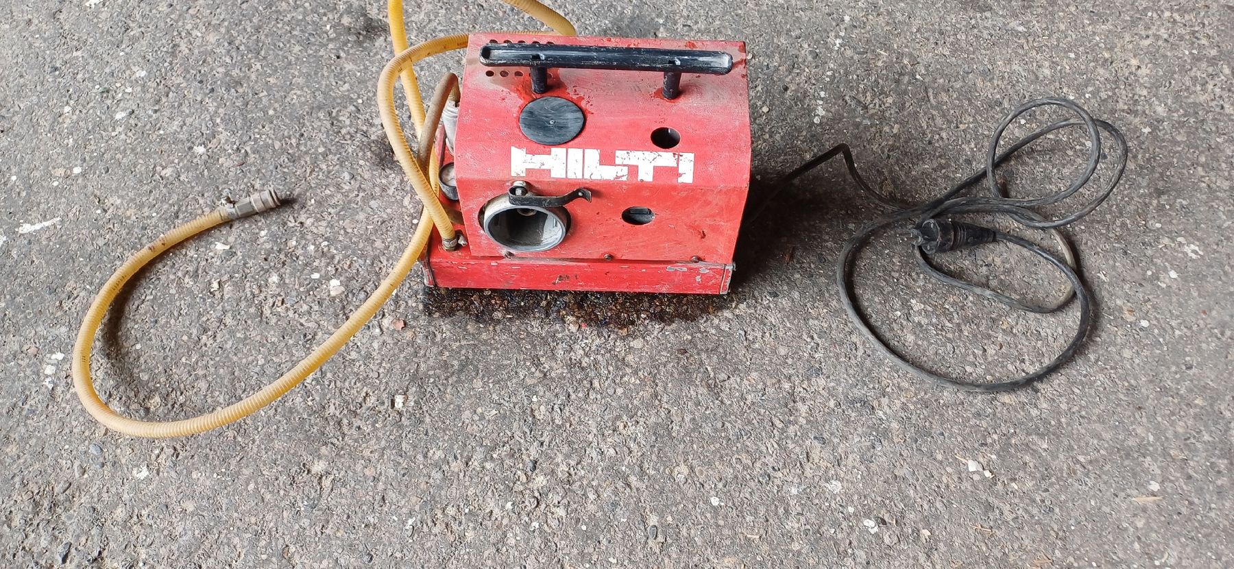 Accessori da laboratorio: Hilti Vakuumpumpe TF 63 – Difettoso da Au TG venduto da aatec_105 1