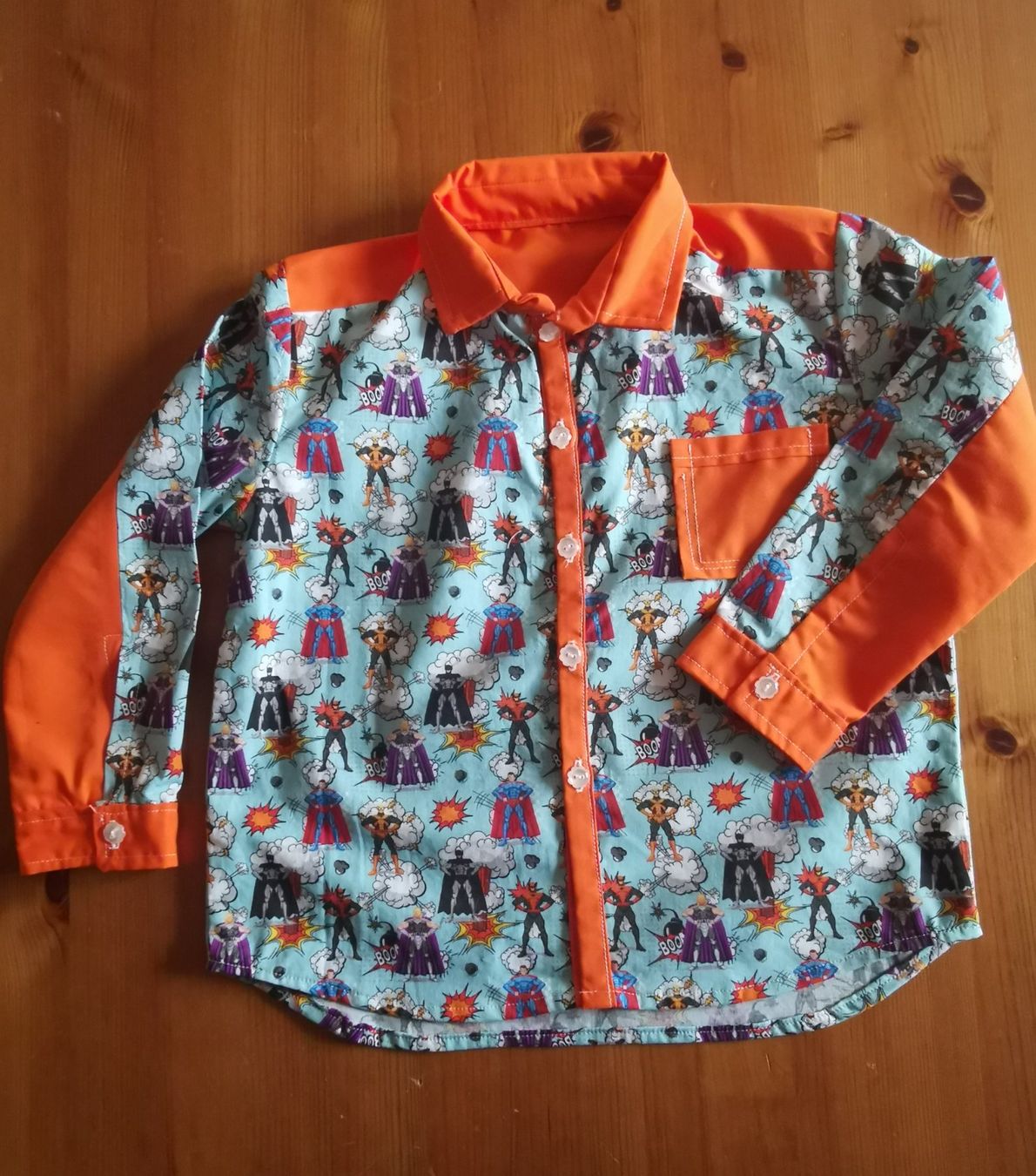 Chemises, T-shirts & Polos: Chemise enfant /Kinderhemd – Neuf avec emballage d'origine à Fribourg par SD1910