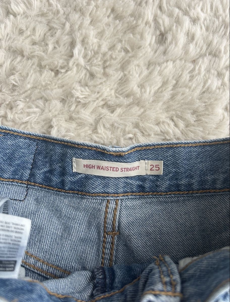 Levi's Jeans: Levi's High Waisted Straight Jeans – Usato da Appenzell venduto da wep 1