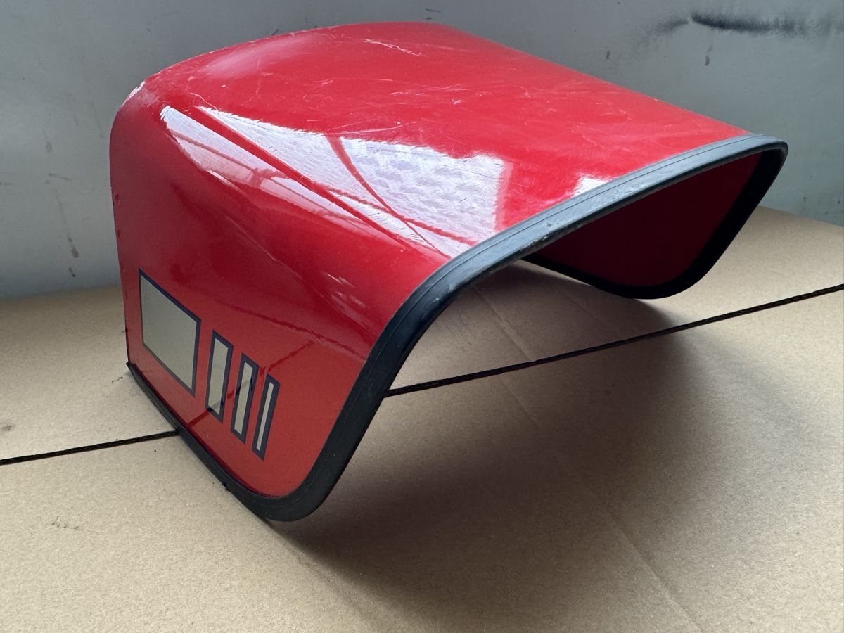 Laverda Tutti i ricambio per moto: Capot de selle moto oldtimer - Laverda LZ 125 – Nuovo (secondo la descrizione) da Courtételle venduto da claude41 1