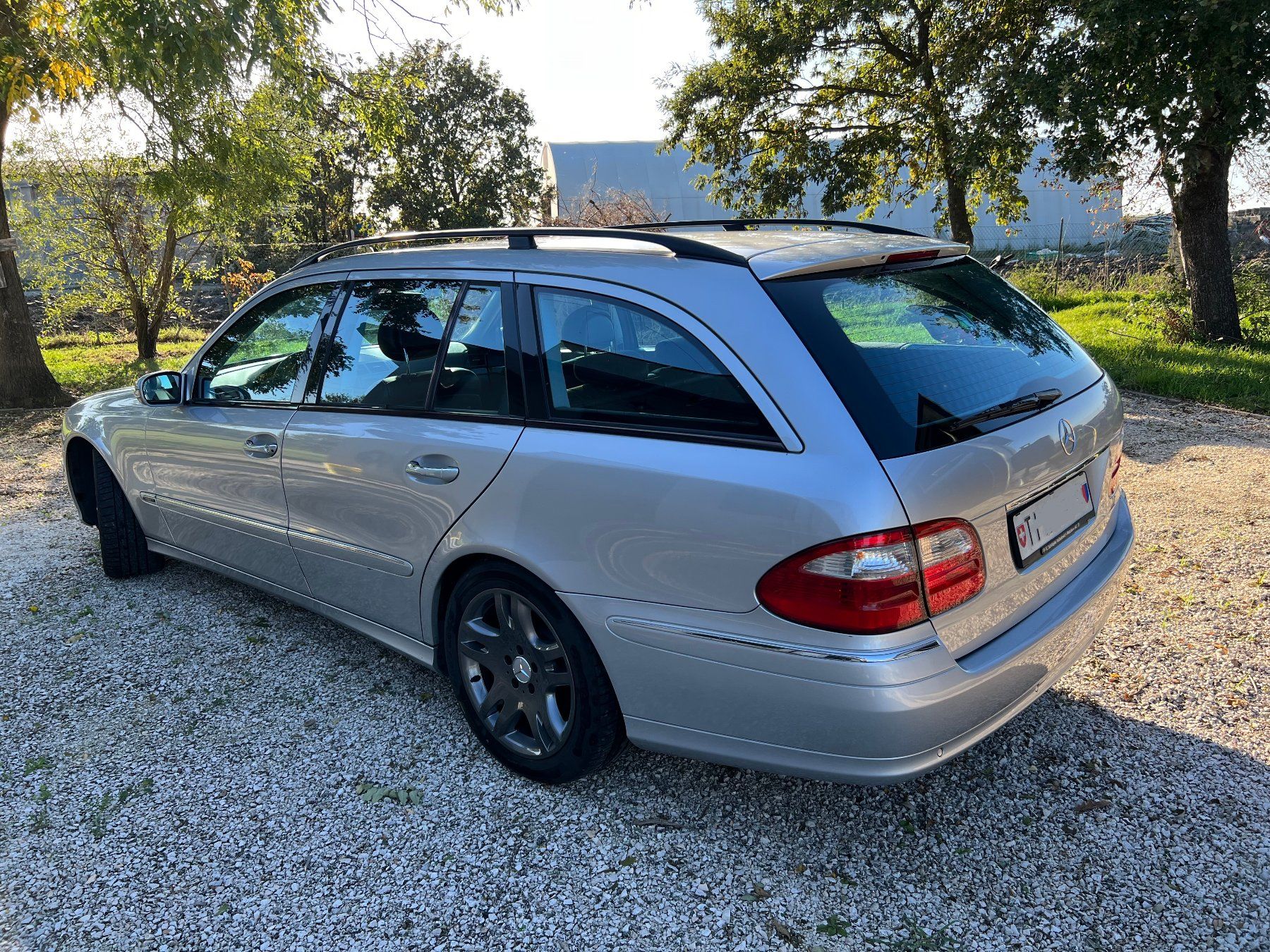 Mercedes-Benz Autos: Mercedes-Benz E320 Avantgarde Diesel - Time Capsule – Gebraucht aus Piotta von Pransin777 2