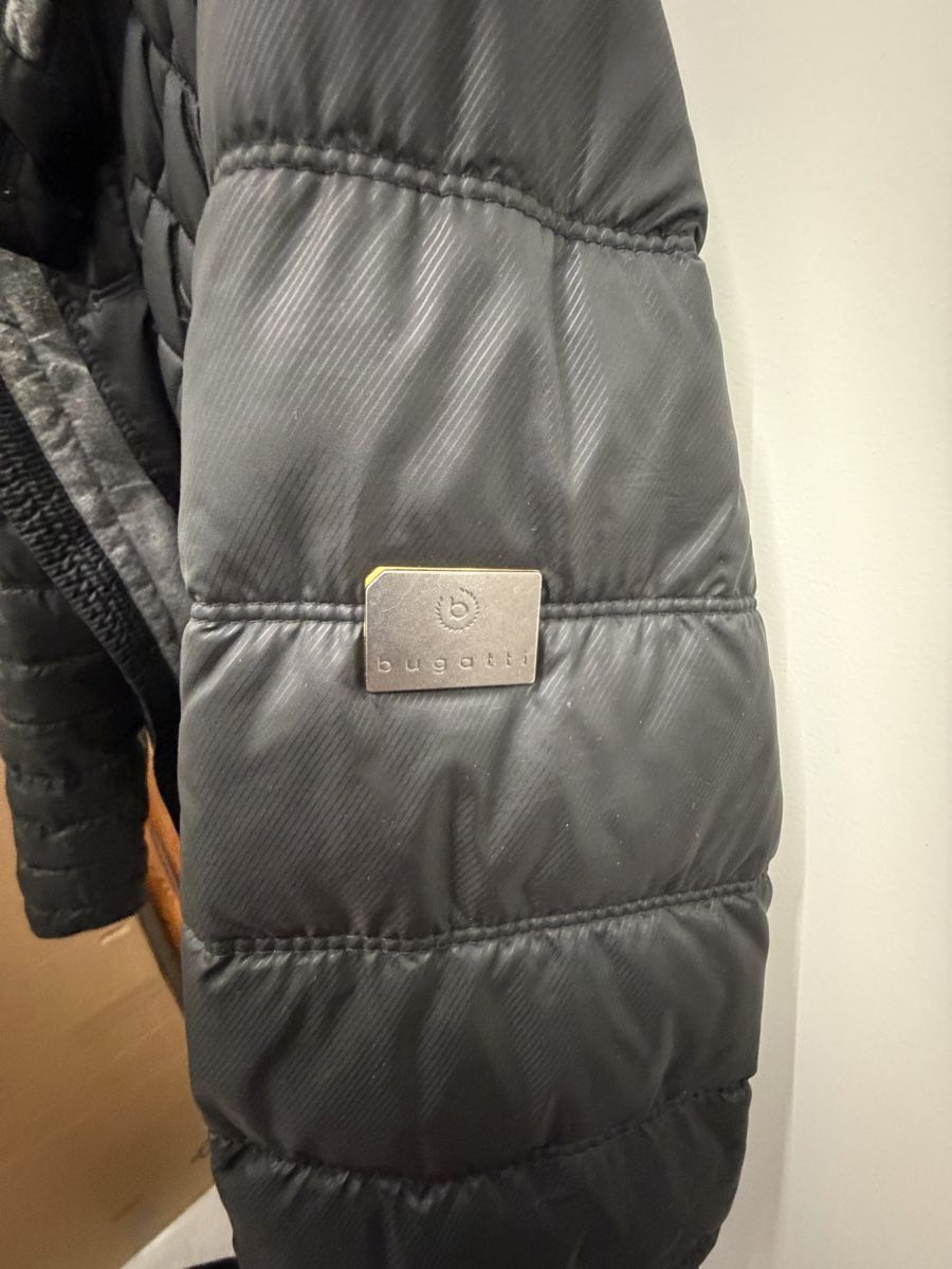 Vestes: Veste Bugatti Large – D'occasion à Montreux par SelectionCH 1