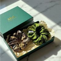 Seide Scrunchies (2 Stück) - Handgemachte - Neu!