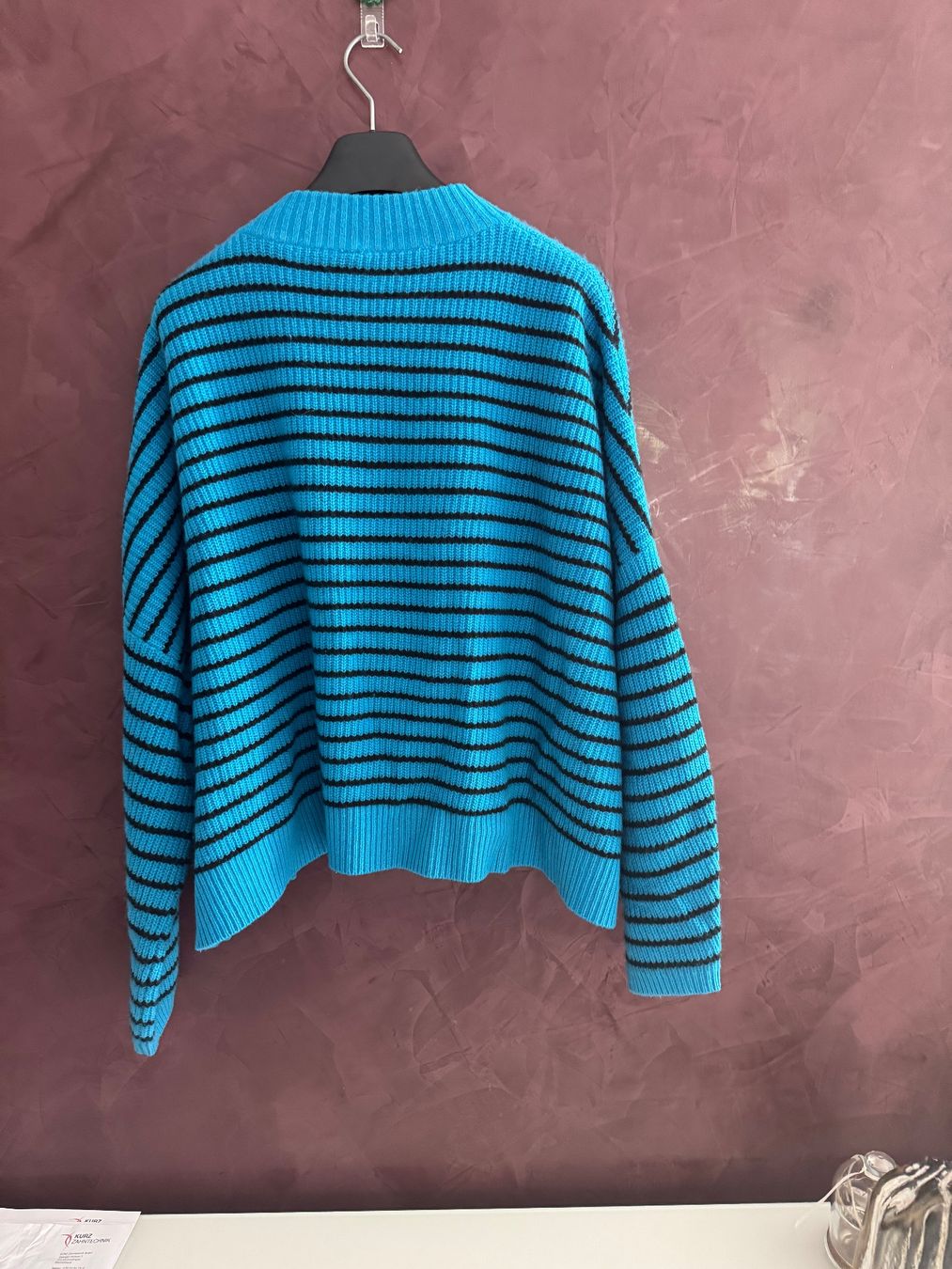 Marc Cain Pullover & Sweatshirts: Marccain Pulli N4 blau mit Streifen – Neu (gemäss Beschreibung) aus Volketswil von praxis12 4