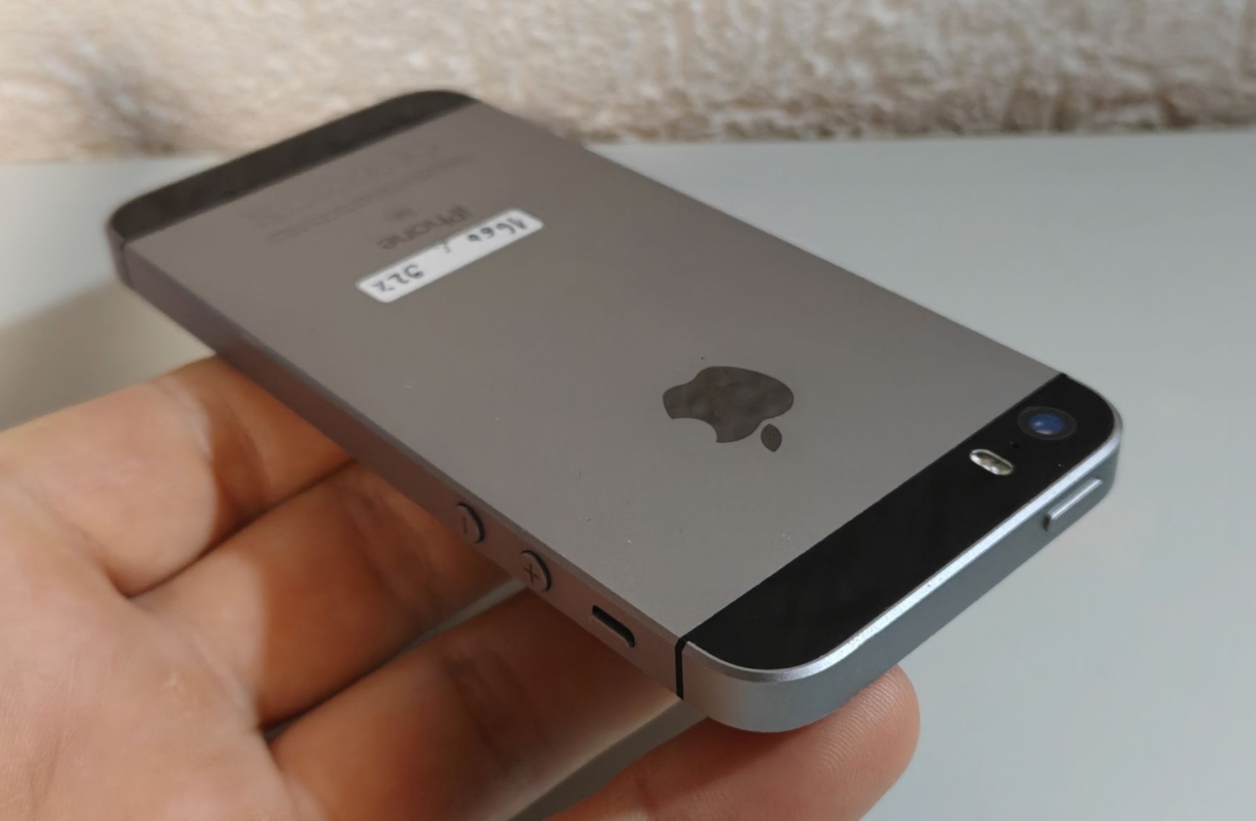 Apple Telefoni cellulari / Smartphones: iPhone SE 16GB – Usato da Ehrendingen venduto da Rocky985 4