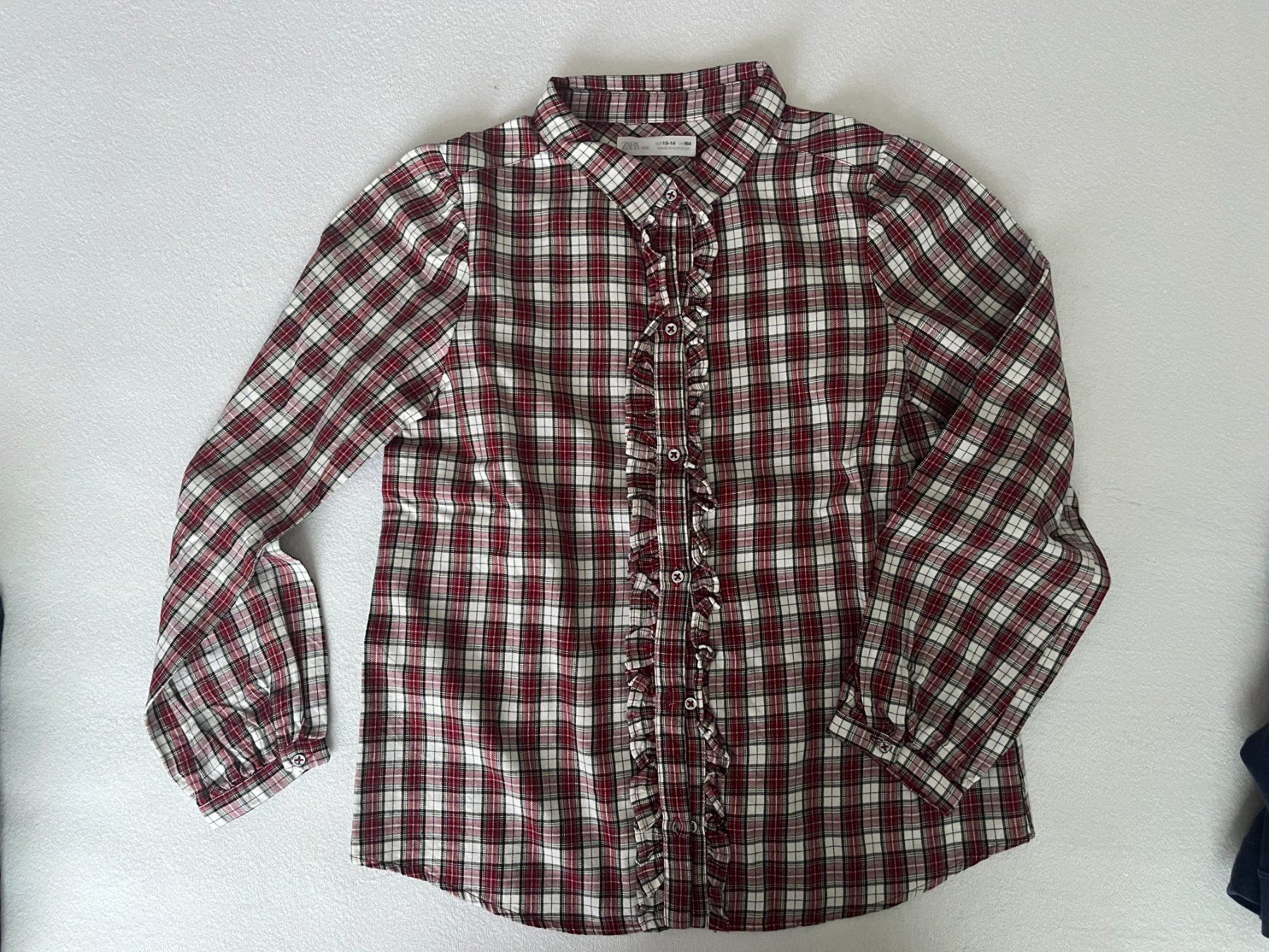 Lotti & Set di vestiti: Kinder Kleiderpaket Mädchen Grösse 152 - 164 – Usato da Jona venduto da Flexer02 4