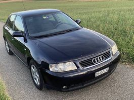 Audi A3 1.8 T abMFK/Service Klima Tempomat neuBremsen etc.