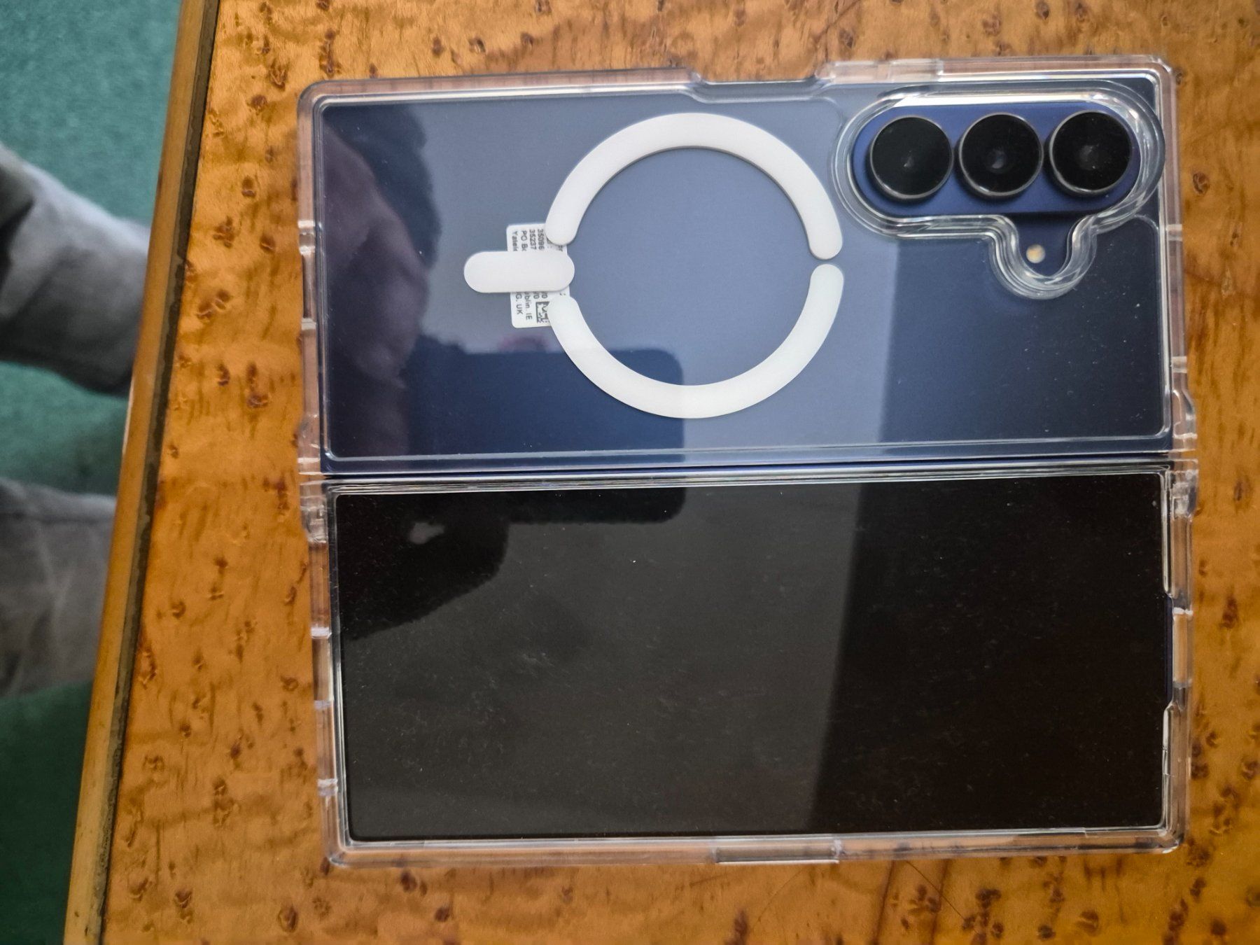 Samsung Portables: Galaxy Z Fold7 – Neuf avec emballage d'origine à zürich par rafael0152 1