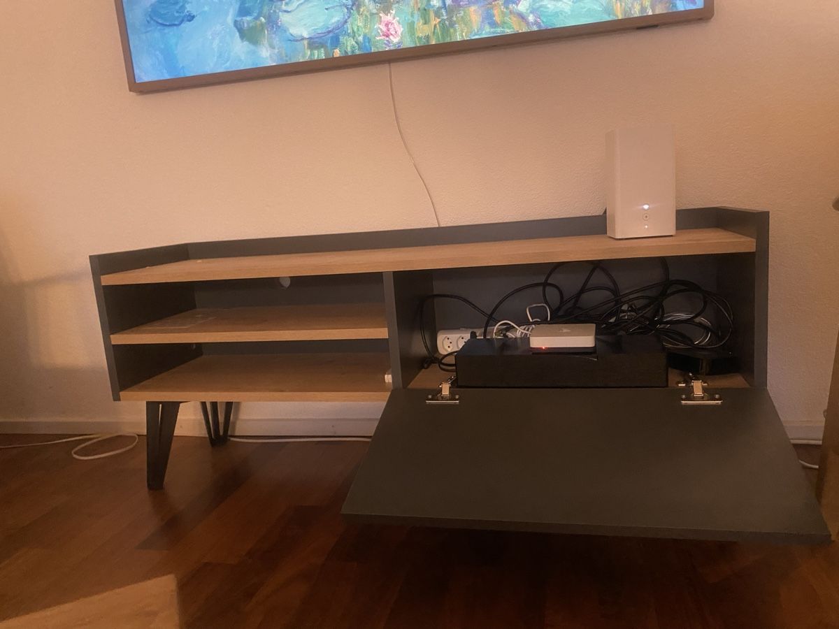 Conforama TV Möbel: TV furniture – Neu (gemäss Beschreibung) aus Zürich von lou_6xjl 1