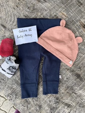 Baby mini set Grösse 56 dunkelblau rosa Mütze 
