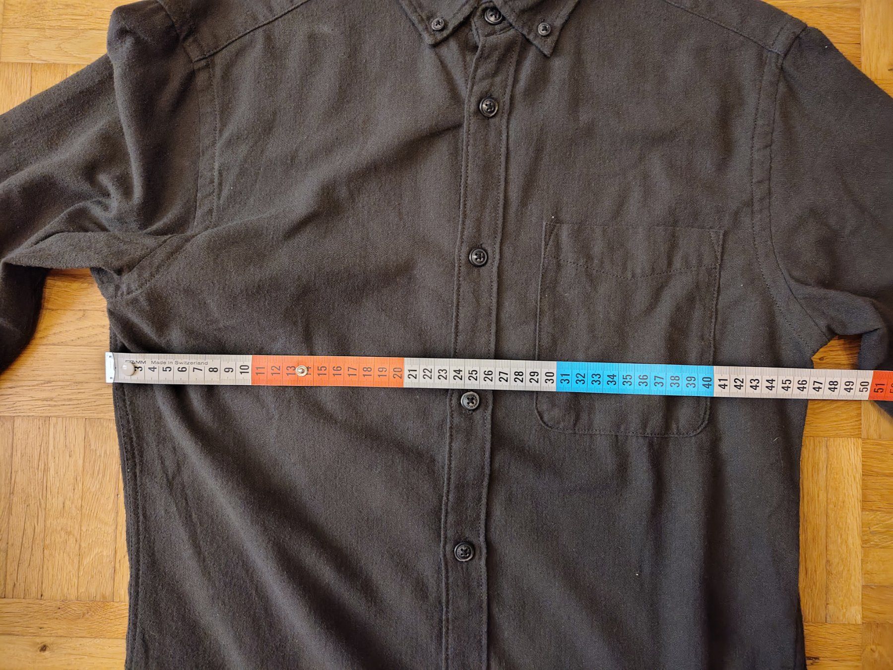 Camicie: Dickes Jack & Jones Hemd Grün – Usato da Rüedisbach venduto da Minduck 2