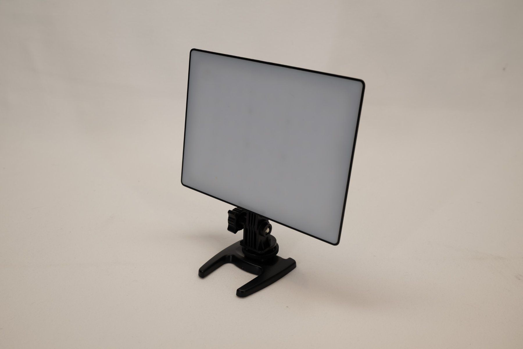 Yongnuo Lampade: Yongnuo YN300 Video Lampe – Usato da Gams venduto da Jaime65536 1