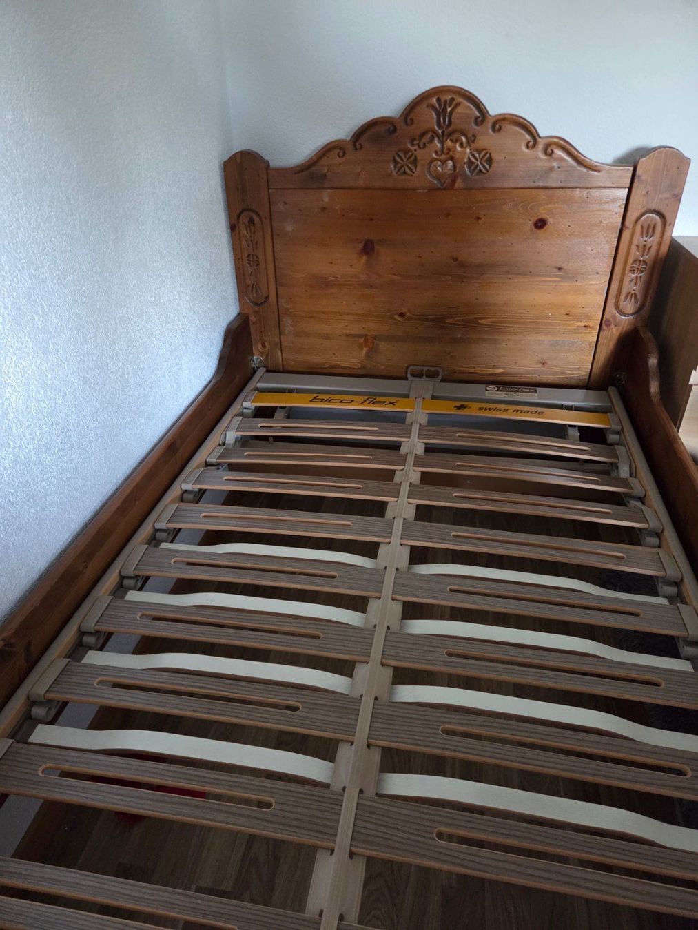 Letti: Einzelbett aus Holz – Usato da Zürich venduto da bas_22bj 1