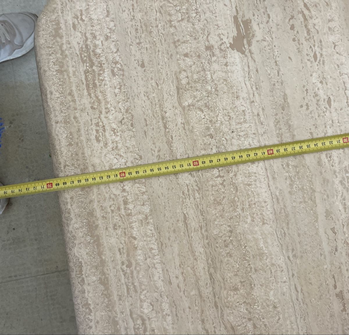 Tables: Travertin Couchtisch 70x70 cm – D'occasion à Grenchen par Nur_2540 6