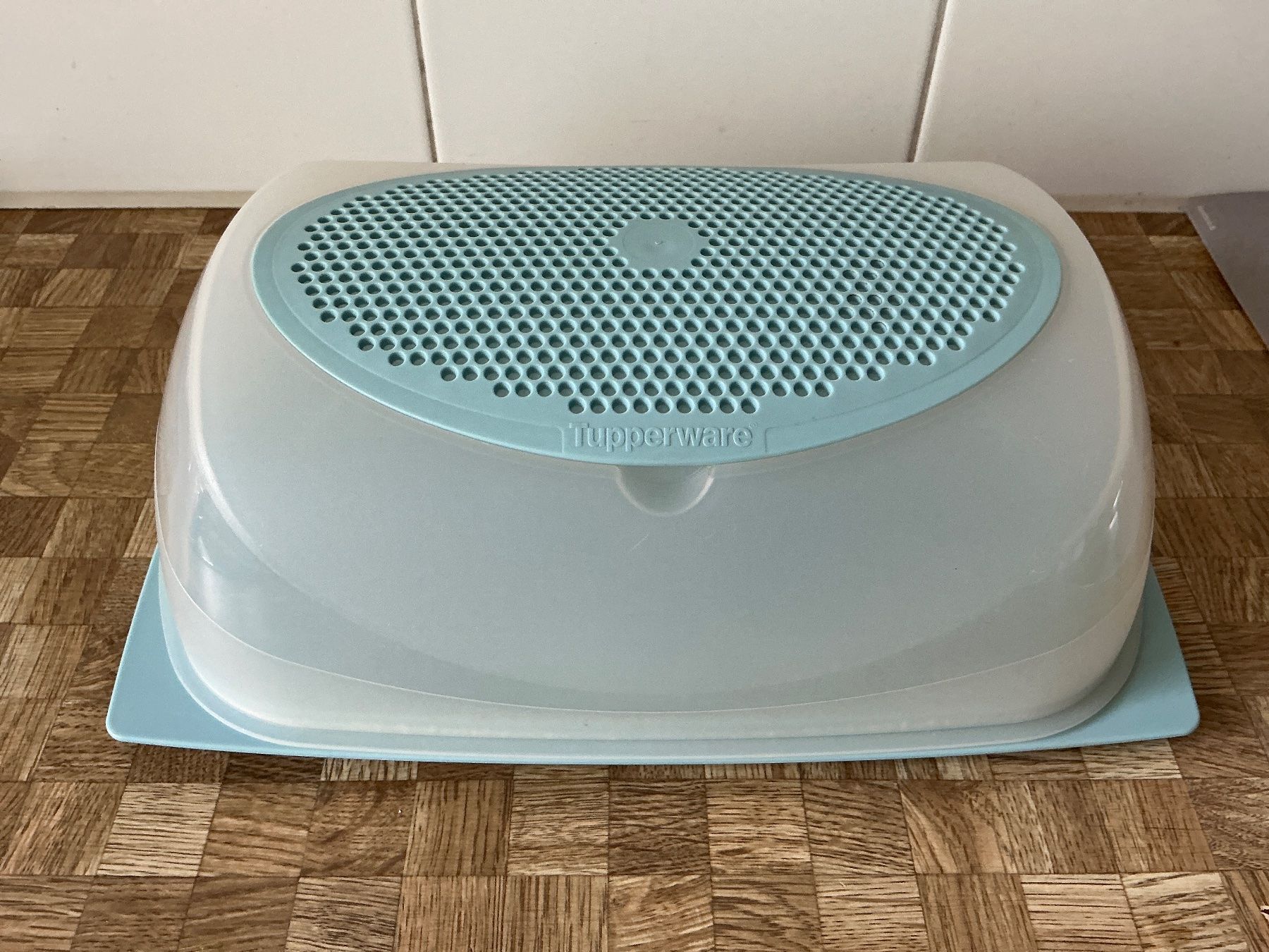 Tupperware Behälter & Ähnliches: Tupperware    grosser CheeSmart – Gebraucht aus Birmensdorf ZH von Hilhan