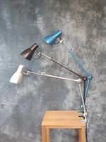 Restaurierte Werkstatt /Büro Gelenklampe Silber Hammerschlag